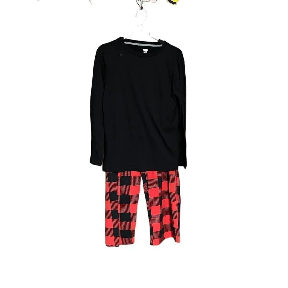 Youth boys 14/16 winter pajamas.